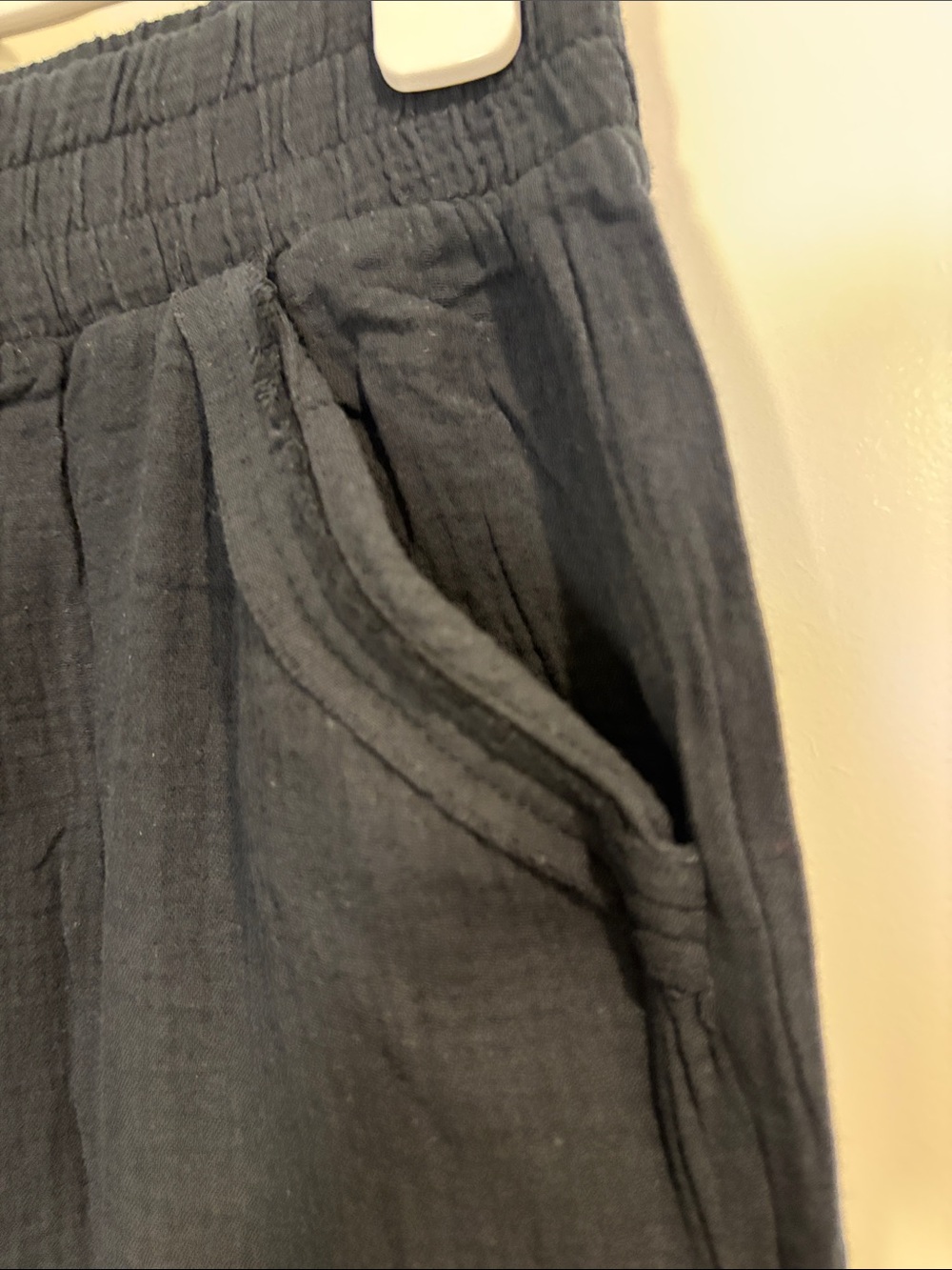 Zenana Women’s Gauze Wide Leg Pants with Raw Hem Large - Picture 6 of 8